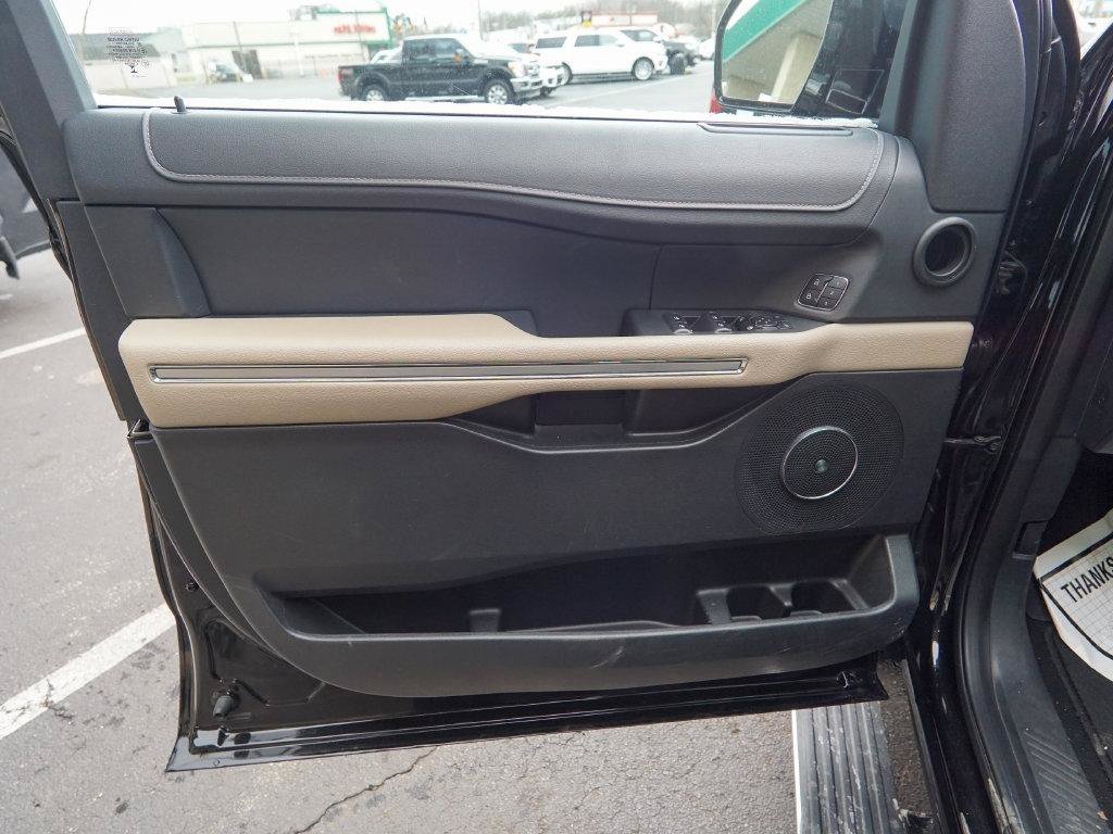 Used 2024 Ford Expedition Max Limited AWD/4WD image 21