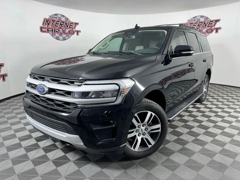 Used 2023 Ford Expedition XLT AWD/4WD image 1