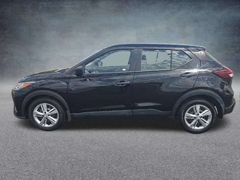 Used 2023 Nissan Kicks S FWD image 7