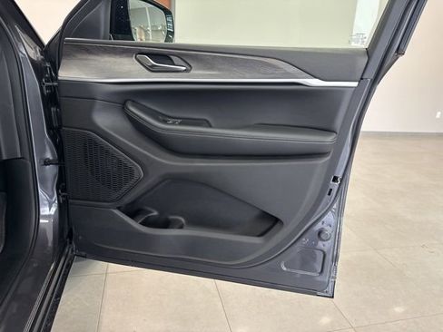 New 2025 Jeep Grand Cherokee Limited AWD/4WD image 52