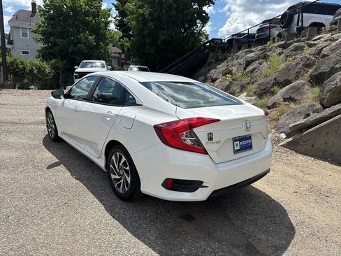 Used 2016 Honda Civic EX image 4