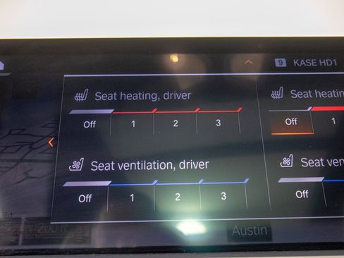 Used 2022 BMW X7 xDrive40i w/ Premium Package image 28