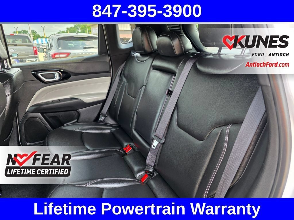 Used 2025 Jeep Compass Limited AWD/4WD image 31