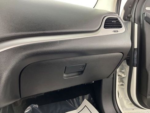 Used 2016 Dodge Journey Crossroad image 38