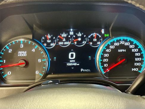 Used 2019 GMC Yukon SLT w/ Graphite Performance Edition AWD/4WD image 12