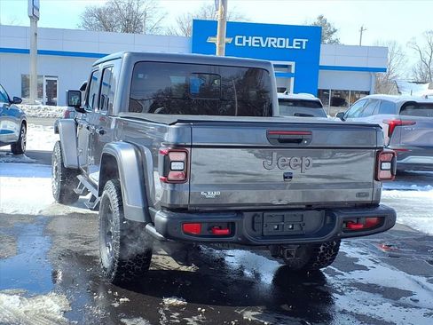 Used 2020 Jeep Gladiator Rubicon image 2