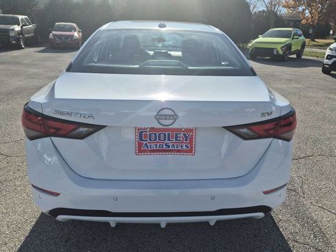 Used 2024 Nissan Sentra SV image 5