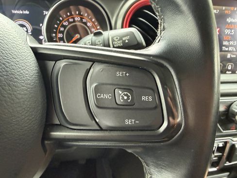 Used 2021 Jeep Wrangler Unlimited Sport AWD/4WD image 23