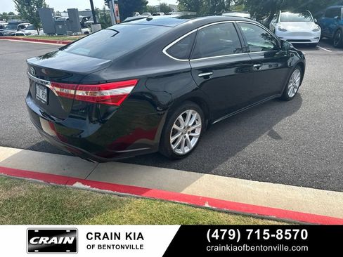 Used 2013 Toyota Avalon XLE Touring FWD image 5