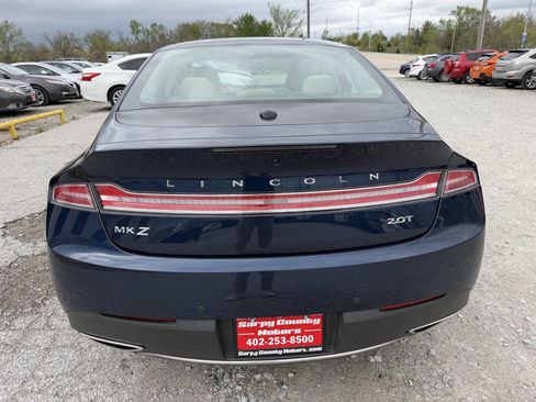 Used 2017 Lincoln MKZ Reserve FWD image 6