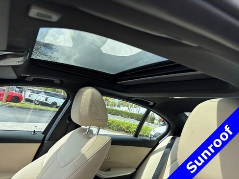 Used 2026 BMW 330i Sedan image 5