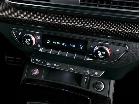 Used 2023 Audi SQ5 Premium Plus w/ Premium Plus Package image 14