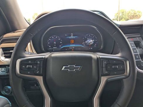 Used 2024 Chevrolet Tahoe Z71 w/ Luxury Package AWD/4WD image 25
