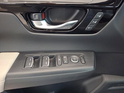 Used 2024 Honda CR-V EX-L image 12