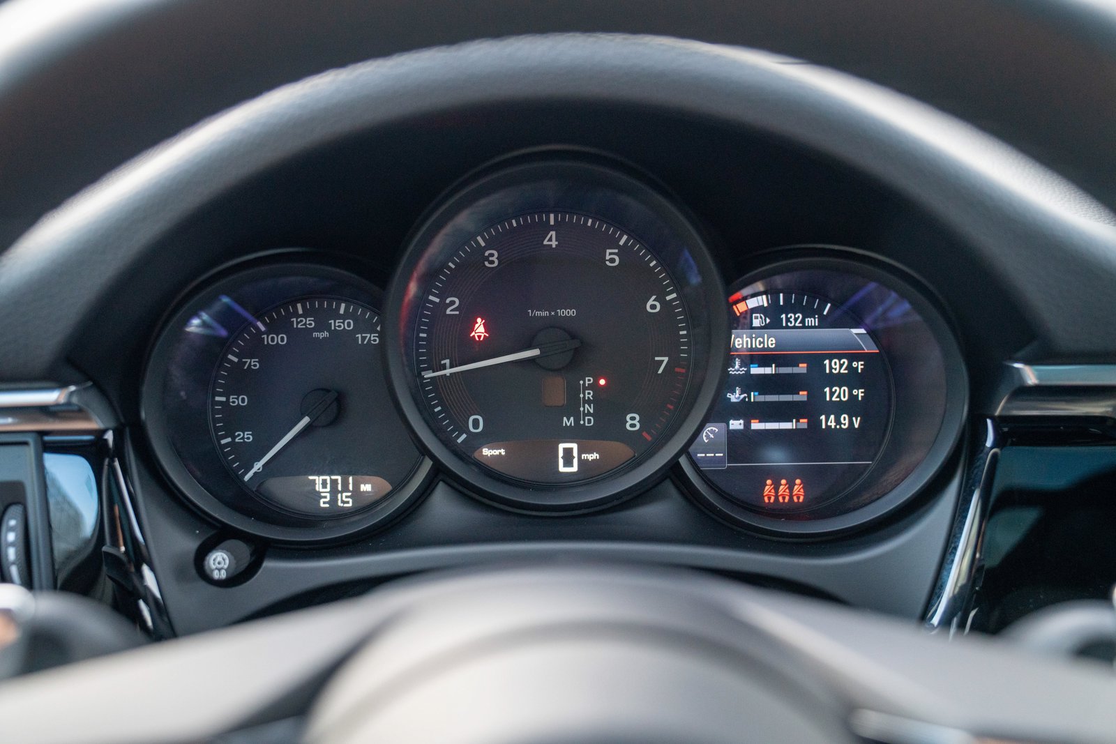 Certified 2026 Porsche Macan AWD/4WD image 15