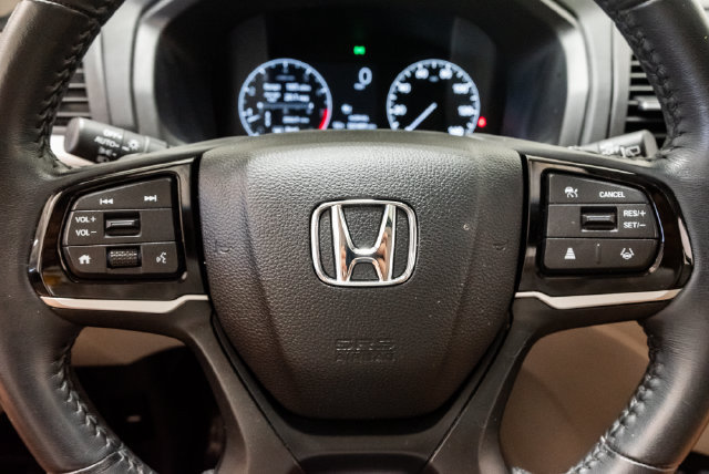 Used 2025 Honda Odyssey EX-L image 13