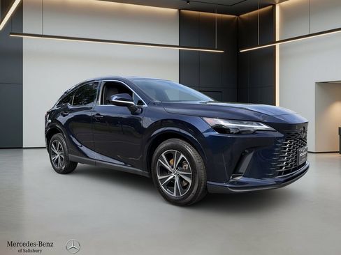 Used 2023 Lexus RX 350 Premium w/ Accessory Package AWD/4WD image 3
