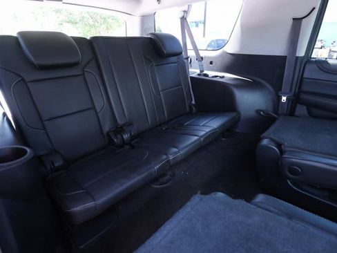 Used 2015 Chevrolet Suburban LT AWD/4WD image 39