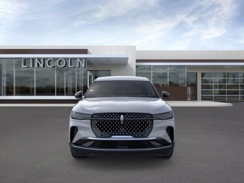 New 2026 Lincoln Nautilus Premier image 6