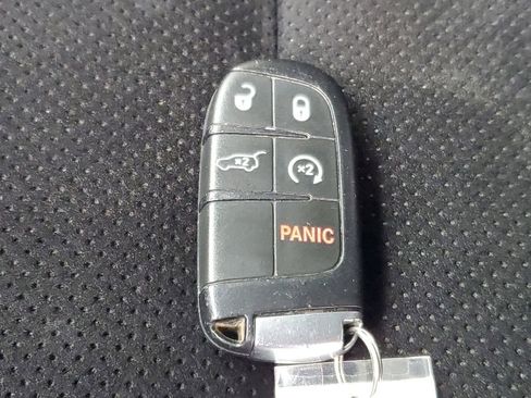 Used 2015 Jeep Grand Cherokee Altitude image 34