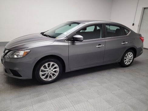 Used 2019 Nissan Sentra SV FWD image 2