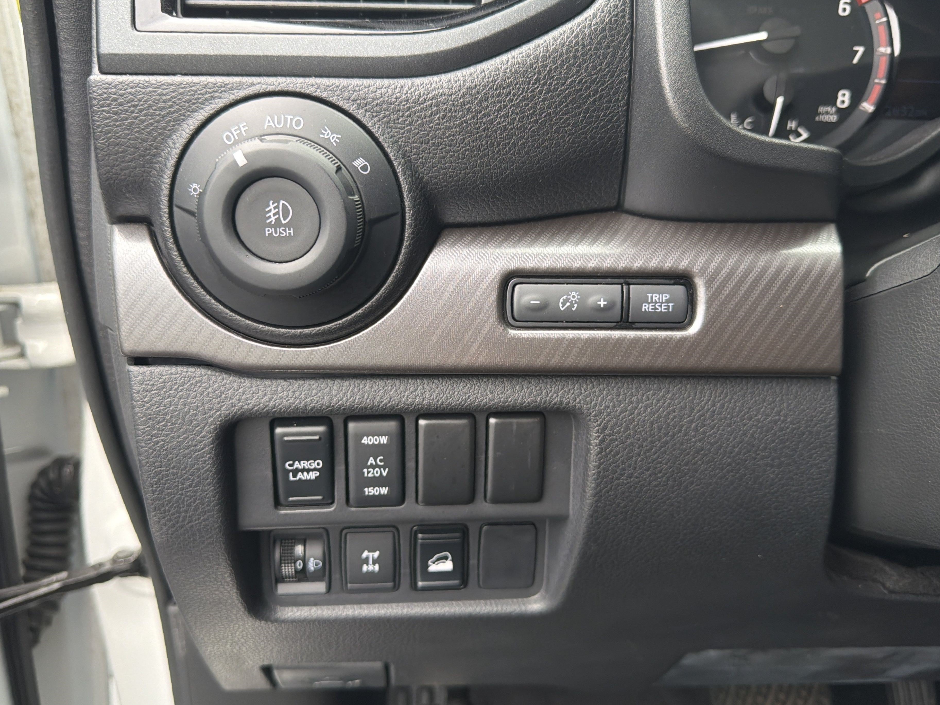 Used 2023 Nissan Titan PRO-4X w/ Pro-4x Utility Package AWD/4WD image 28