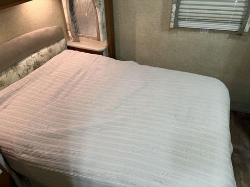 Used 2007 Ford E-450 and Econoline 450 image 70