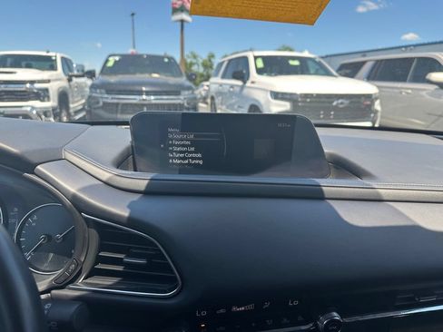 Used 2025 MAZDA CX-30 AWD 2.5 S w/ Preferred Package image 19