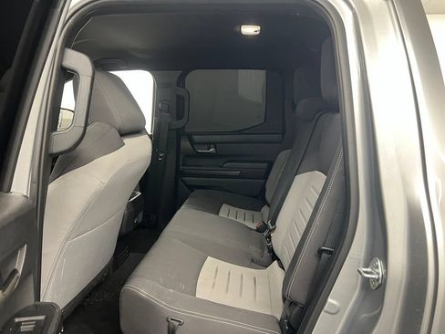 Used 2025 Toyota Tacoma TRD Off-Road AWD/4WD image 9