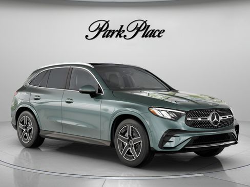 Certified 2026 Mercedes-Benz GLC 300 image 32