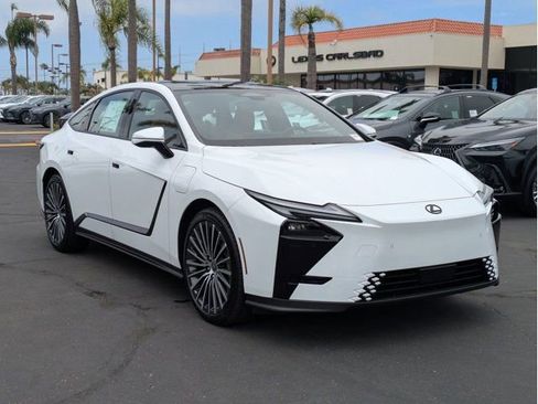 New 2026 Lexus ES 350e FWD image 3