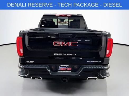 Used 2025 GMC Sierra 1500 Denali w/ Denali Reserve Package AWD/4WD image 6