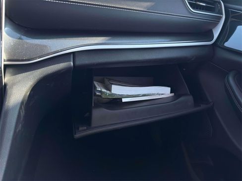 Used 2023 Jeep Grand Cherokee L Laredo image 28