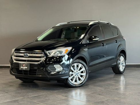 Used 2017 Ford Escape Titanium FWD image 1