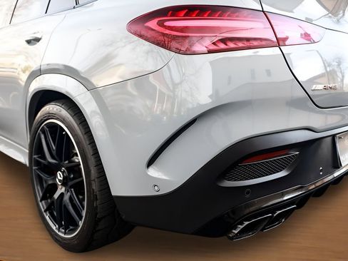 Used 2024 Mercedes-Benz GLE 63 AMG S w/ Driver Assistance Package image 13