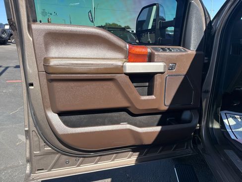 Used 2022 Ford F350 King Ranch w/ King Ranch Ultimate Package image 10