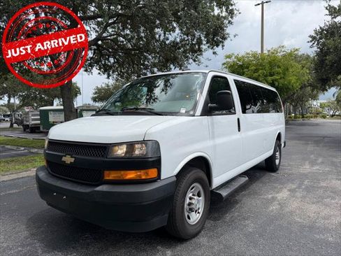 Used 2023 Chevrolet Express 3500 LS RWD image 1