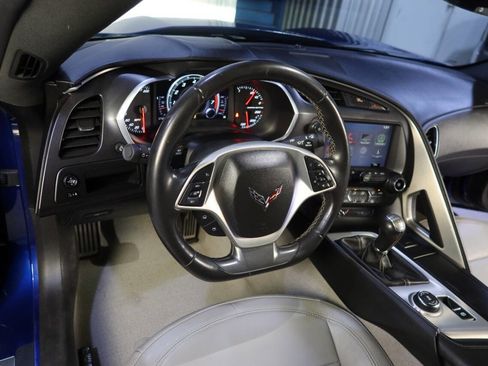 Used 2017 Chevrolet Corvette Stingray Coupe w/ 1LT image 18