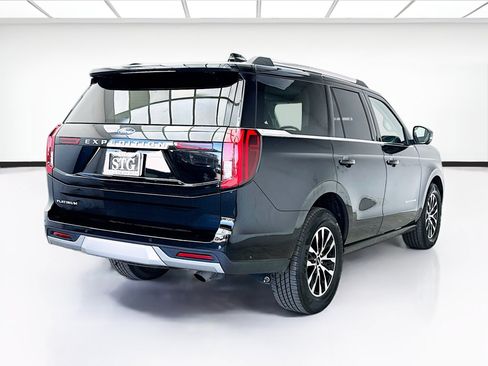 Used 2025 Ford Expedition Platinum AWD/4WD image 4