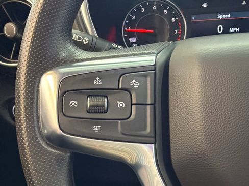 Used 2025 Chevrolet Blazer LT FWD image 34