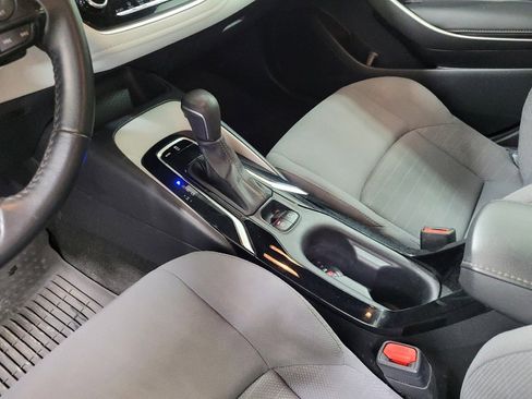Used 2021 Toyota Corolla SE image 26