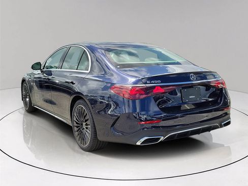 New 2026 Mercedes-Benz E 450 4MATIC Sedan image 4