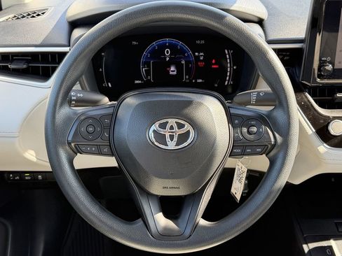 Used 2026 Toyota Corolla Cross L FWD image 14