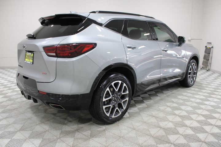 Used 2023 Chevrolet Blazer RS w/ Driver Confidence II Package AWD/4WD image 12