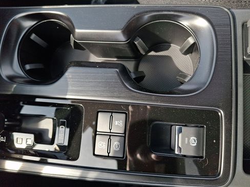 New 2026 Subaru Outback Premium AWD/4WD image 18
