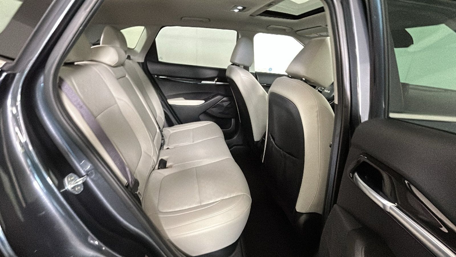 Used 2022 Kia Seltos EX AWD/4WD image 34
