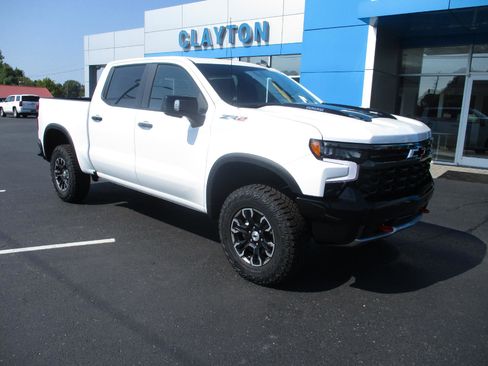 New 2026 Chevrolet Silverado 1500 ZR2 image 11