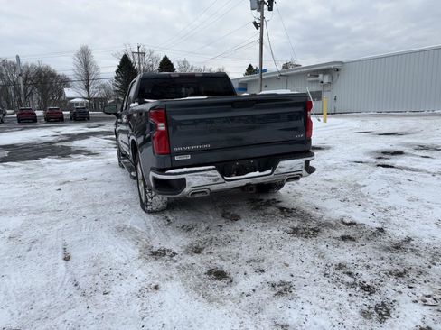 Used 2021 Chevrolet Silverado 1500 LTZ w/ LTZ Convenience Package II image 5
