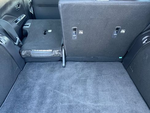 Used 2023 Nissan Kicks SV image 16