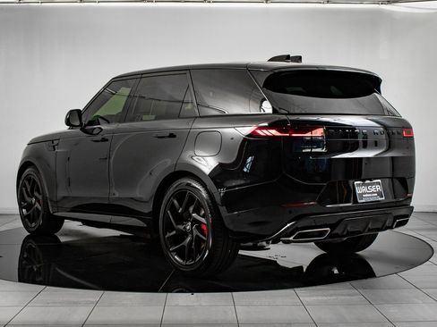 Used 2025 Land Rover Range Rover Sport Dynamic SE image 11